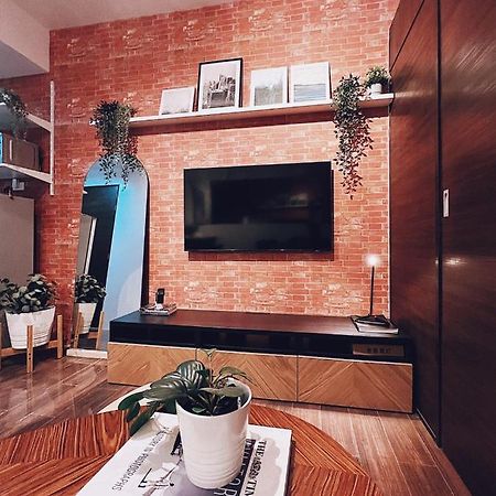 Makati Cosy Home L Couples Families L 500Mbps Wifi Манила Экстерьер фото