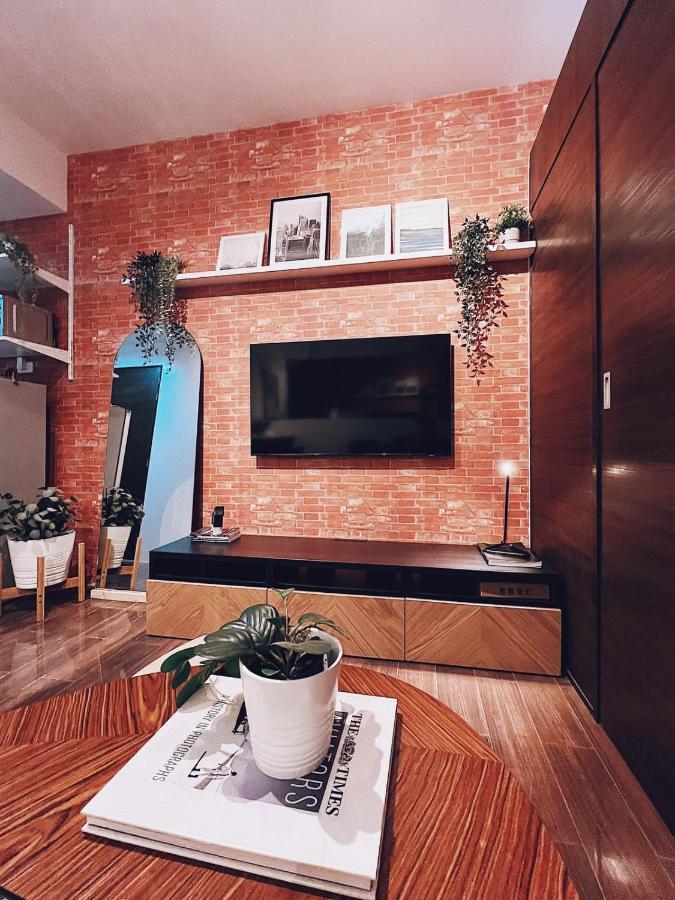 Makati Cosy Home L Couples Families L 500Mbps Wifi Манила Экстерьер фото
