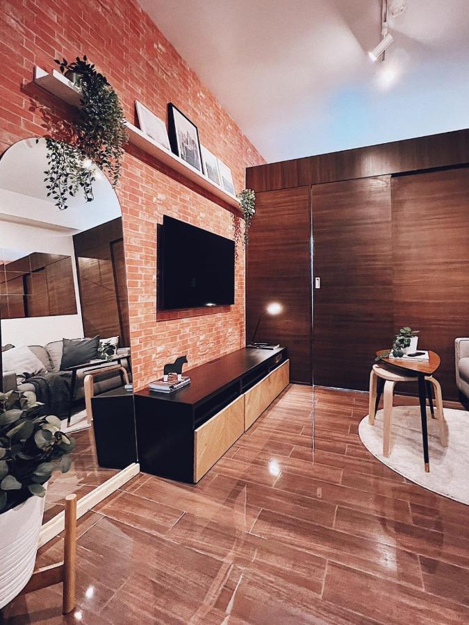 Makati Cosy Home L Couples Families L 500Mbps Wifi Манила Экстерьер фото